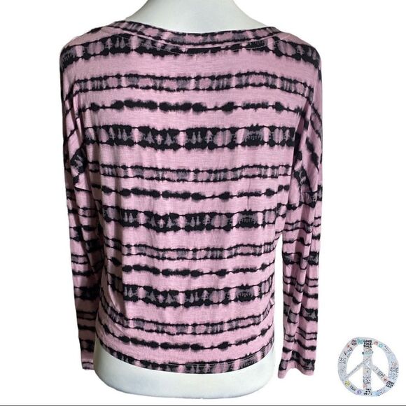 𝅺$5$ add on- DESIGN LAB  pink & black  tie dye crop. - Picture 3 of 7